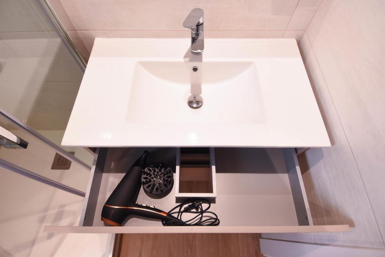 Apartament Apg Girona Carme 19 Zewnętrze zdjęcie